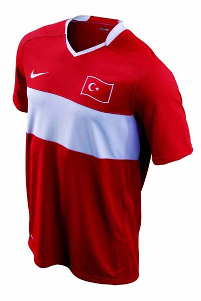 欧洲杯土耳其球队服装（欧洲杯土耳其球队服装图片）
